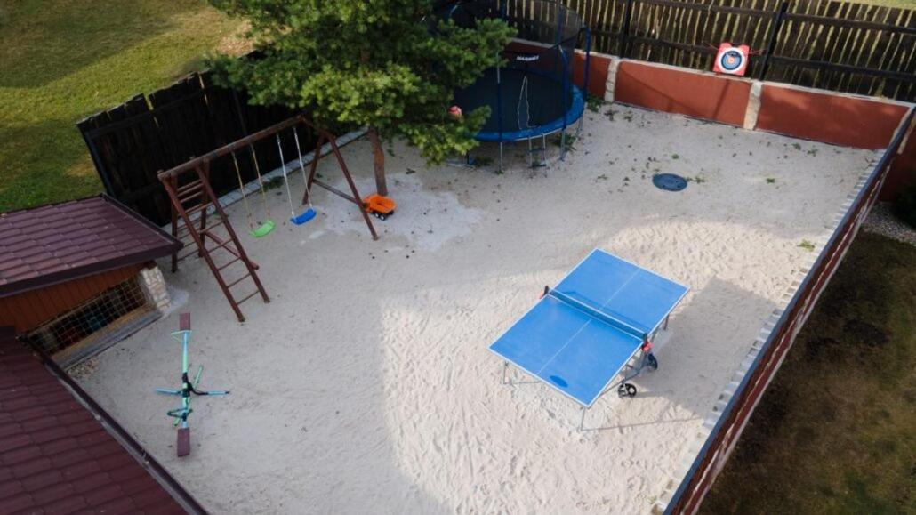 Apartmany U Dlouhana Kadan Luaran gambar