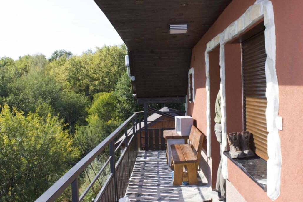 Apartmany U Dlouhana Kadan Luaran gambar