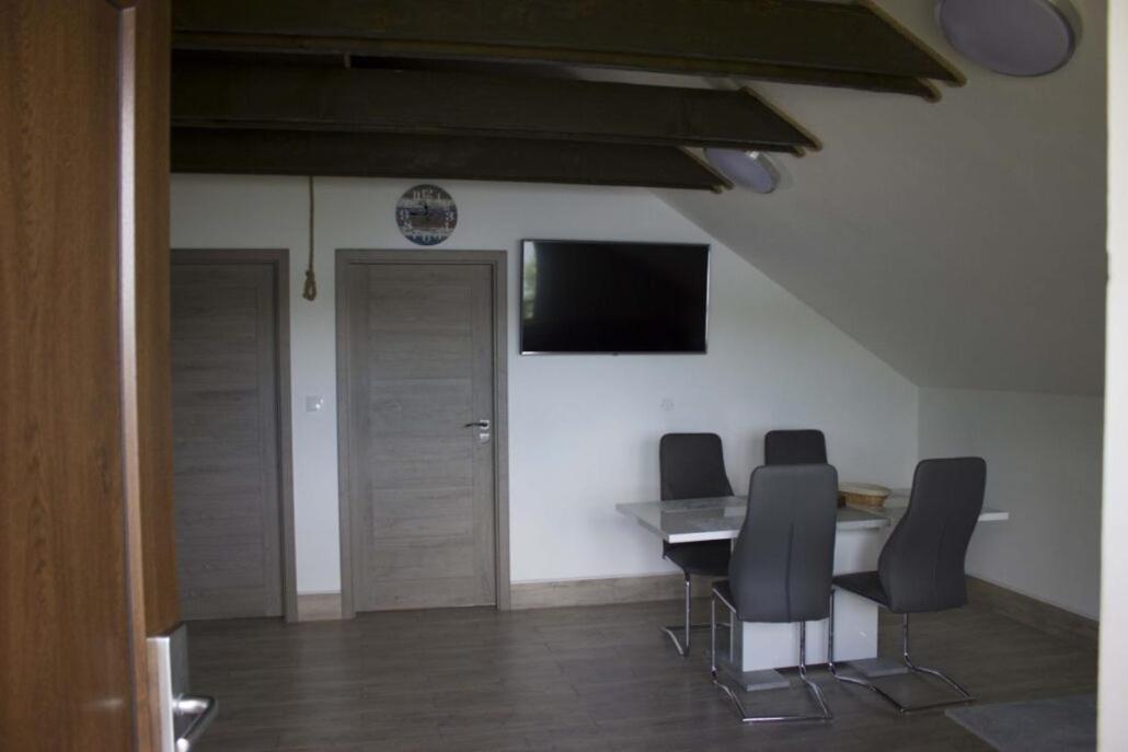 Apartmany U Dlouhana Kadan Luaran gambar