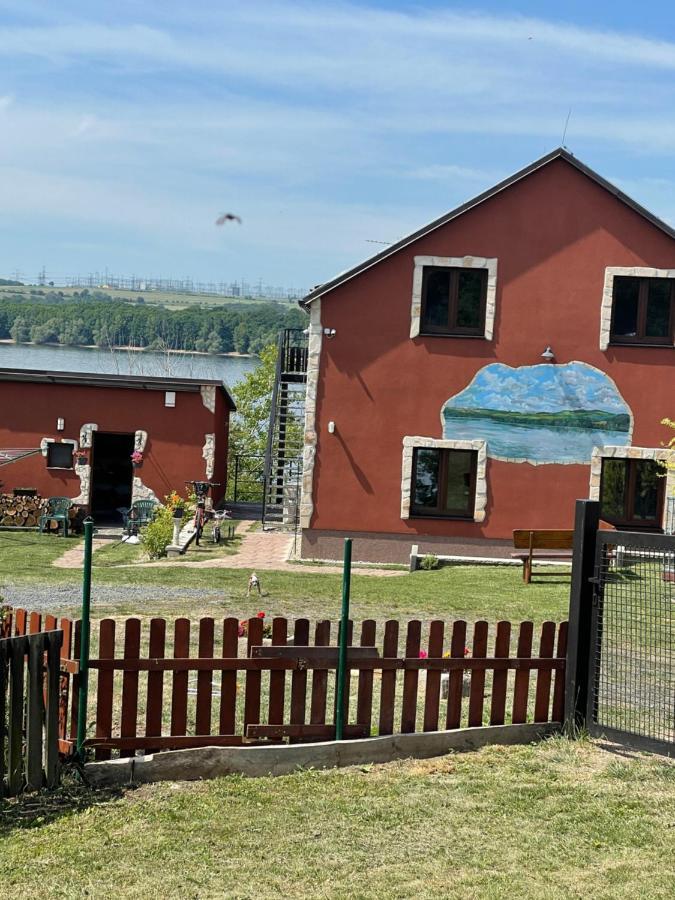 Apartmany U Dlouhana Kadan Luaran gambar